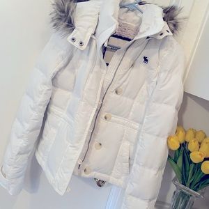 A&F Hooded Puffer Jacket